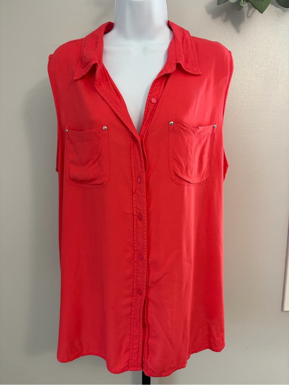 Khaki & Co.-Sleeveless Dark Pink Button-Down Shirt with Chest Pockets